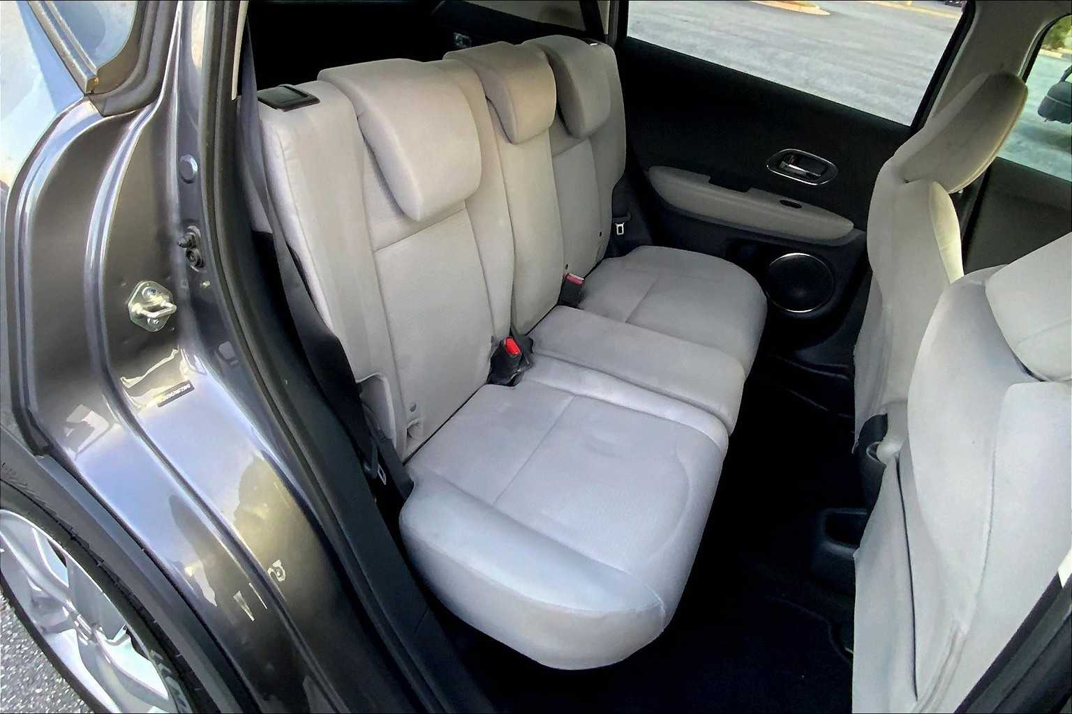 2019 Honda HR-V EX 2WD photo 19