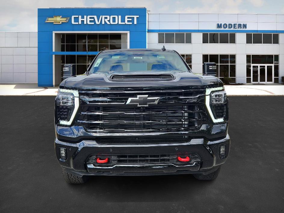 2025 Chevrolet Silverado 2500HD LT photo 8