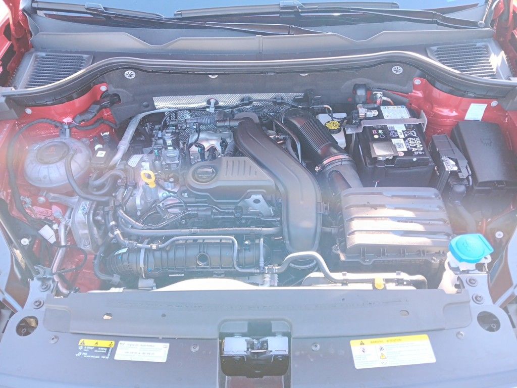 2024 Volkswagen Taos SE photo 20