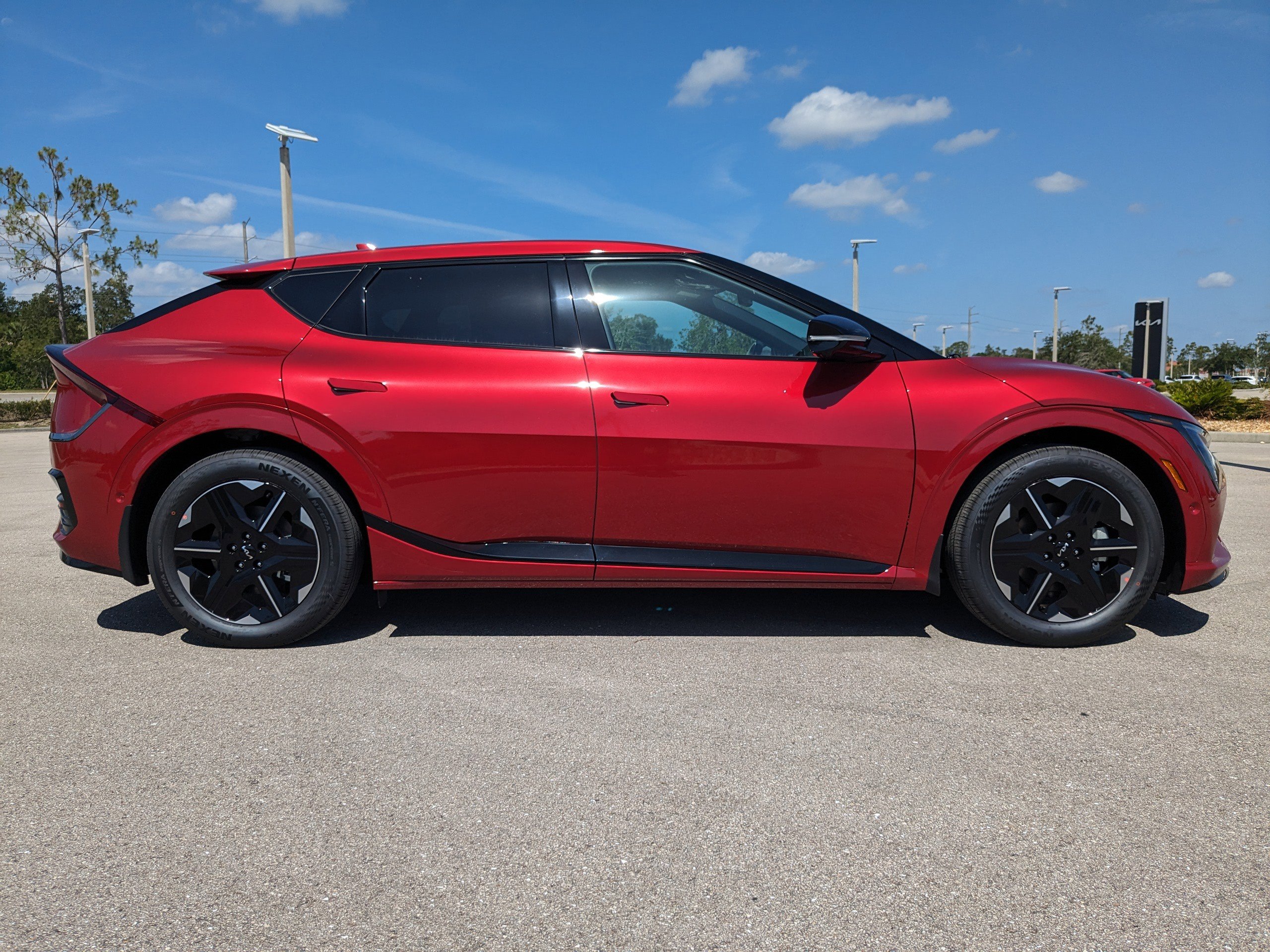 2025 Kia EV6 GT-Line photo 4