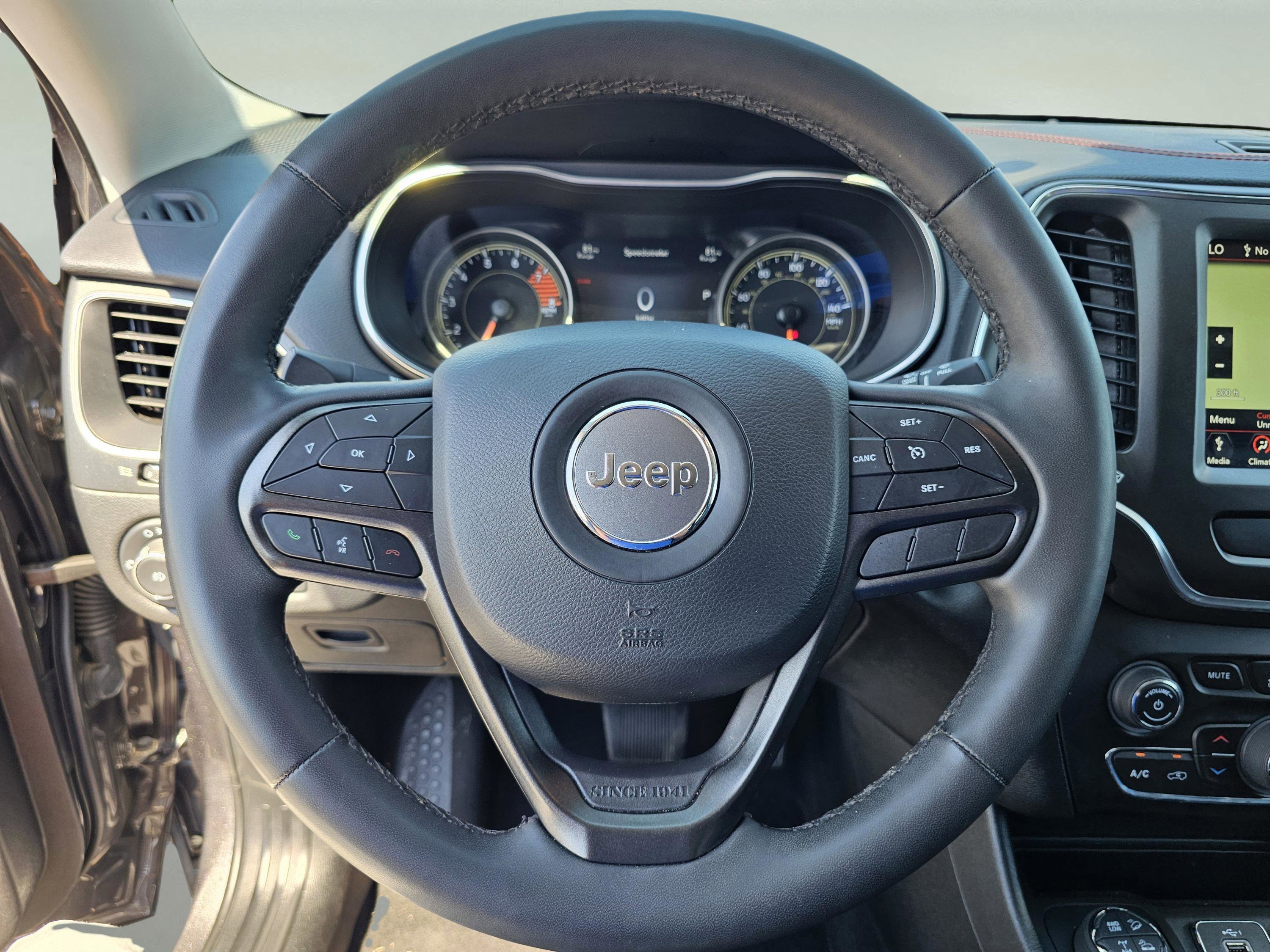 2022 Jeep Cherokee Trailhawk photo 13