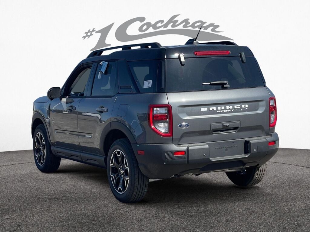 2025 Ford Bronco Sport Outer Banks photo 4