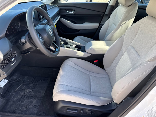 2025 Honda Accord SE photo 2