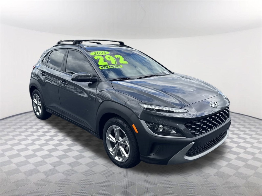 2023 Hyundai Kona SEL photo 3
