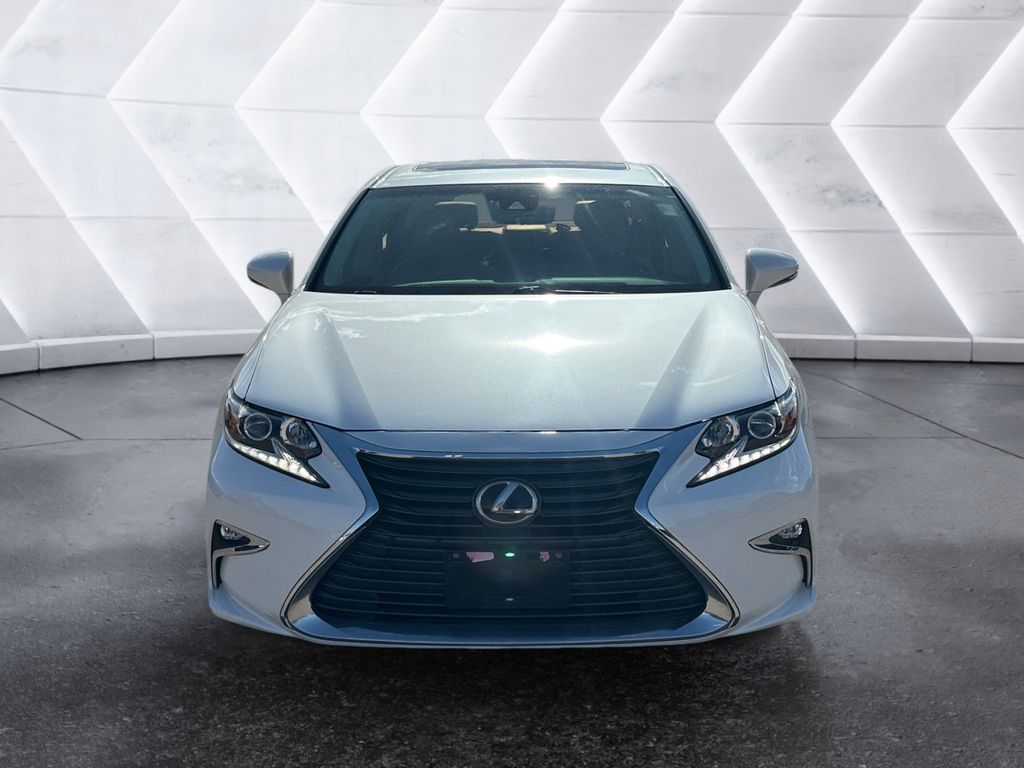 2018 Lexus ES 350 photo 2