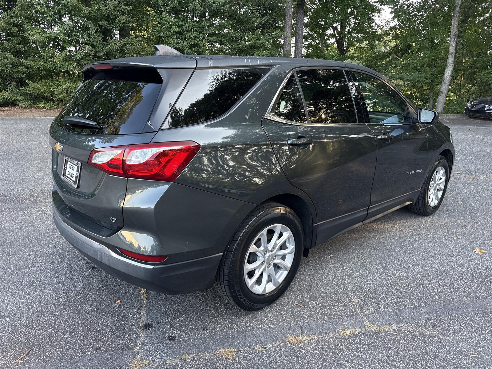 2020 Chevrolet Equinox LT photo 5