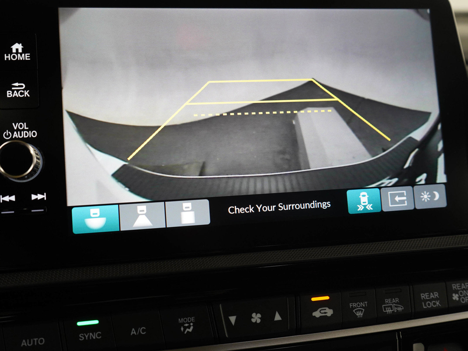 2025 Honda Odyssey Elite photo 29