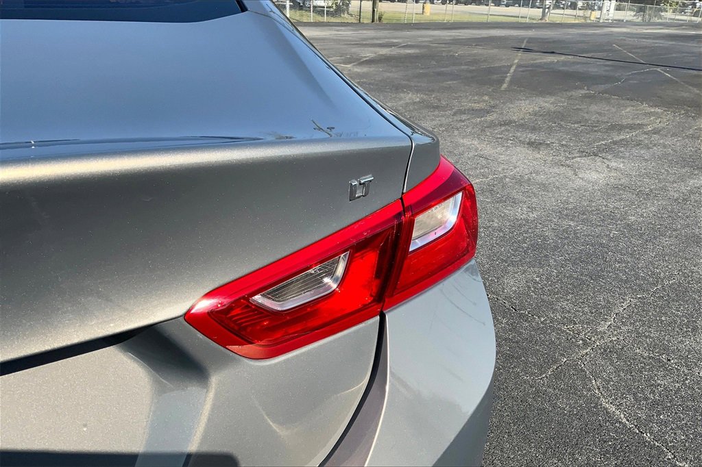 2018 Chevrolet Malibu 1LT photo 8