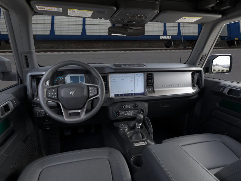 2025 Ford Bronco Badlands photo 8