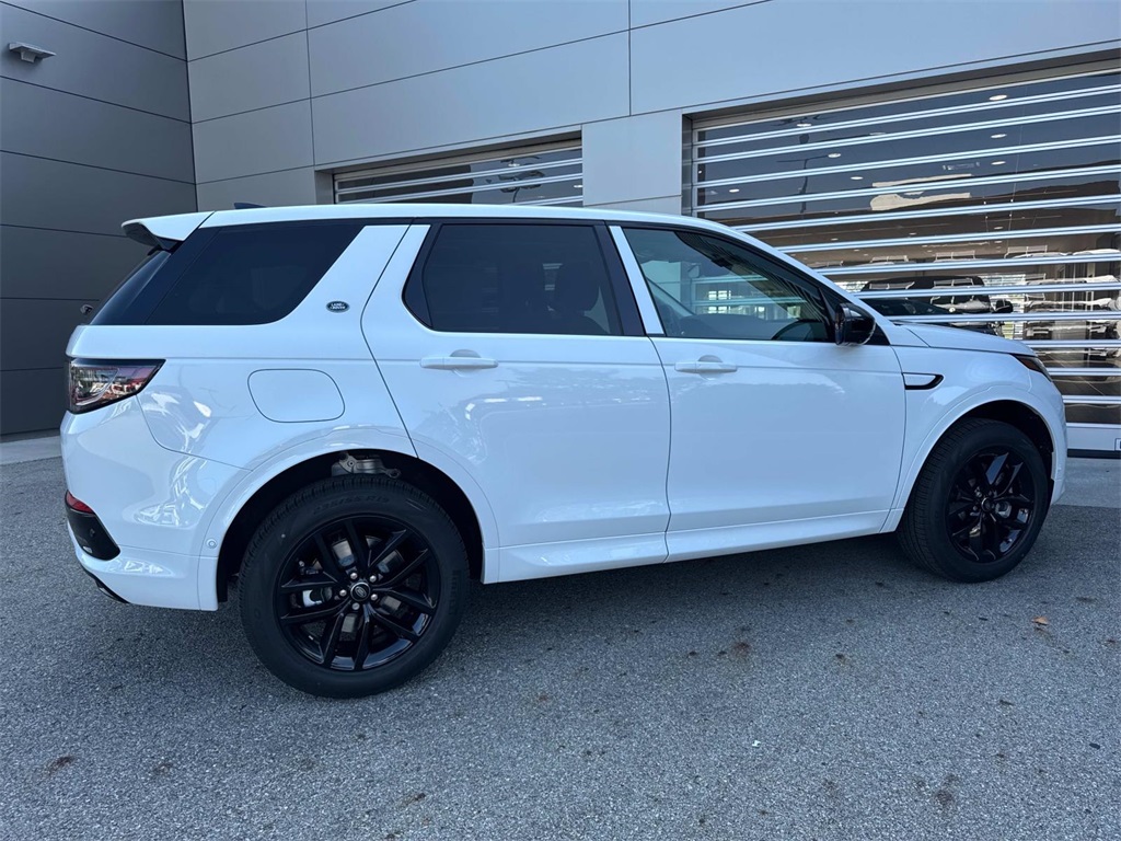 2025 Land Rover Discovery Sport S photo 7