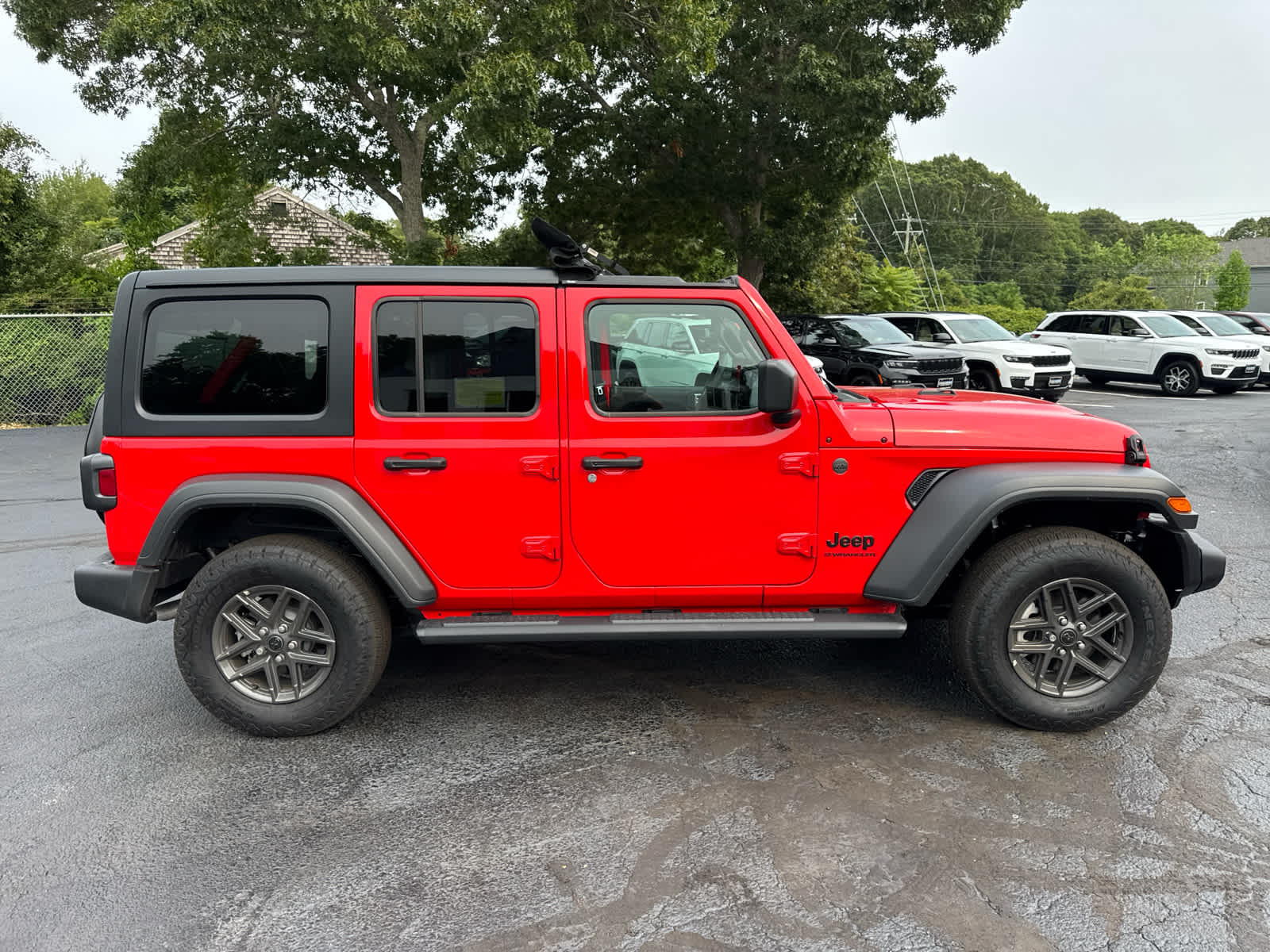 2025 Jeep Wrangler Sport S photo 8