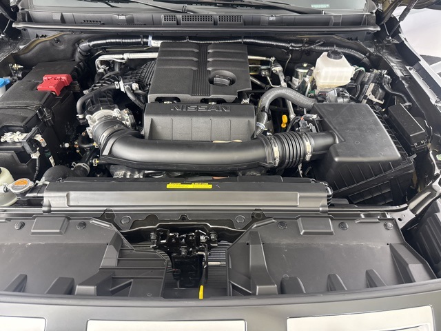 2025 Nissan Frontier PRO-4X photo 17