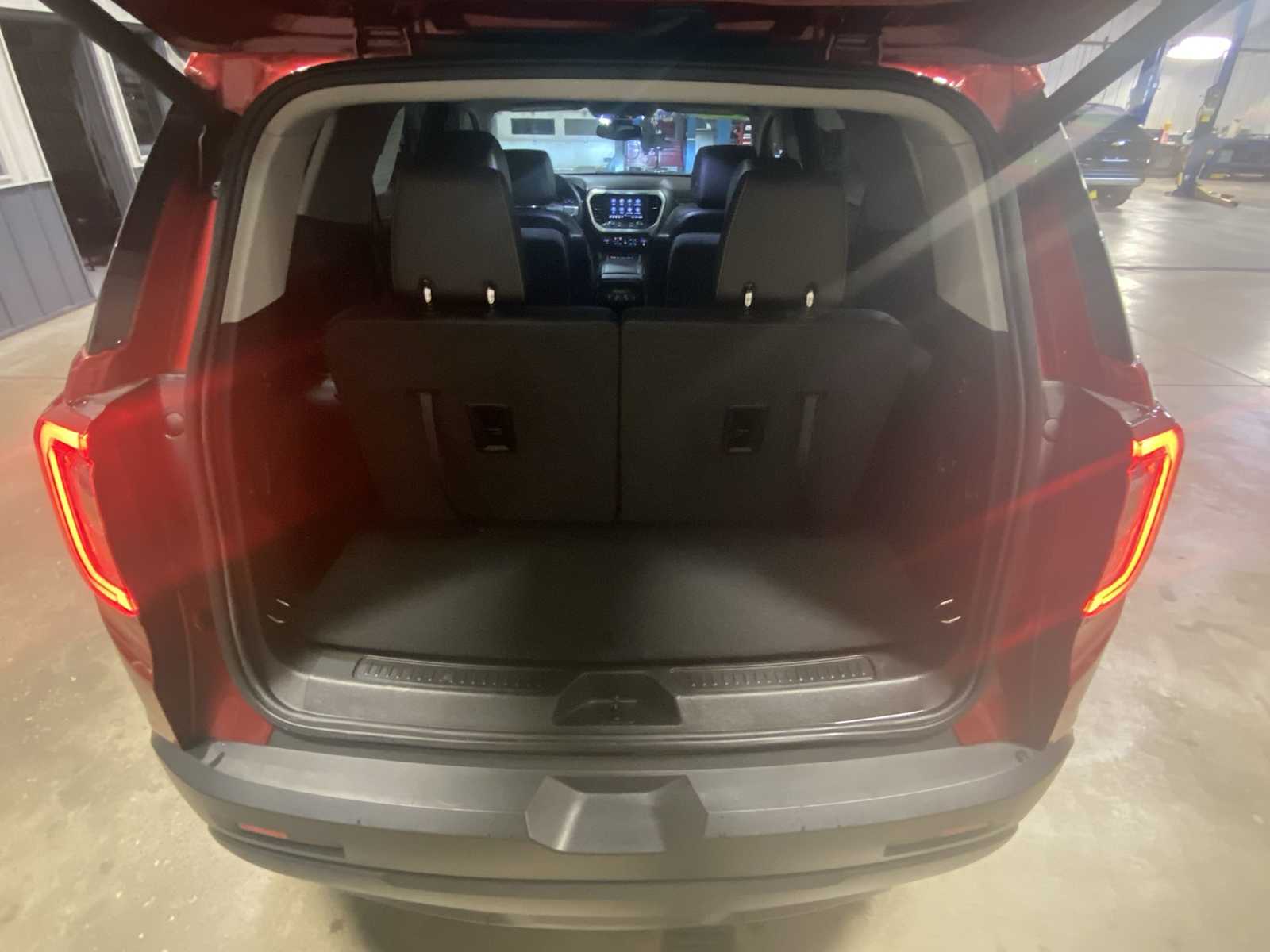 2023 Gmc Acadia SLT photo 25