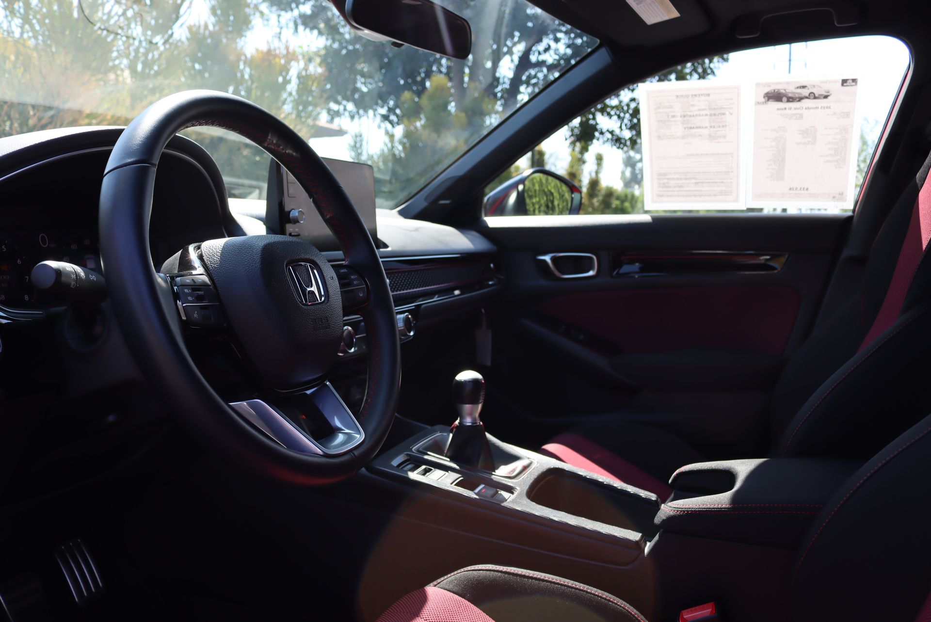 2025 Honda Civic Si photo 6