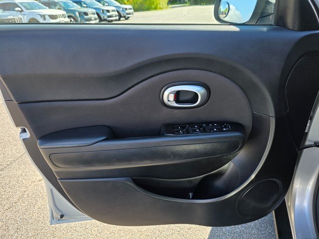 2015 Kia Soul Plus photo 19
