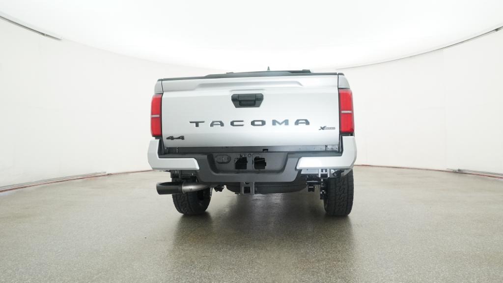 2025 Toyota Tacoma SR5 Double Cab photo 3