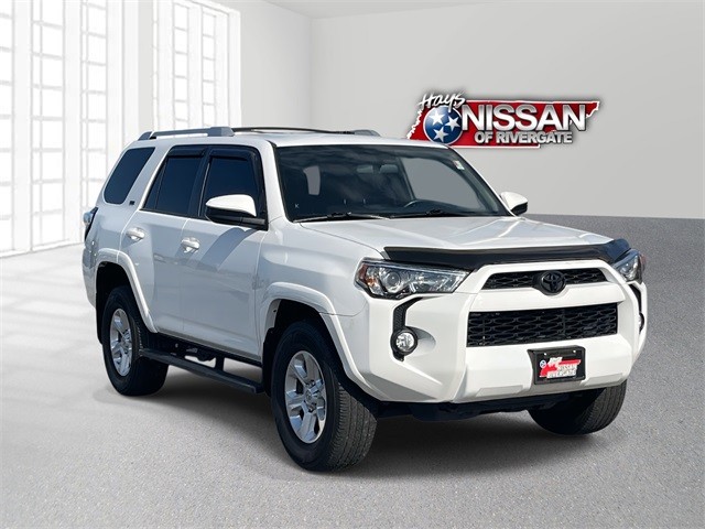 2017 Toyota 4Runner SR5's photo