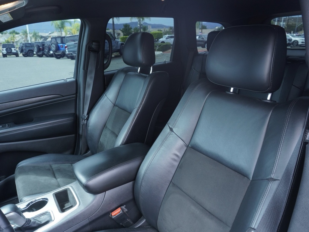 2018 Jeep Grand Cherokee Altitude photo 19