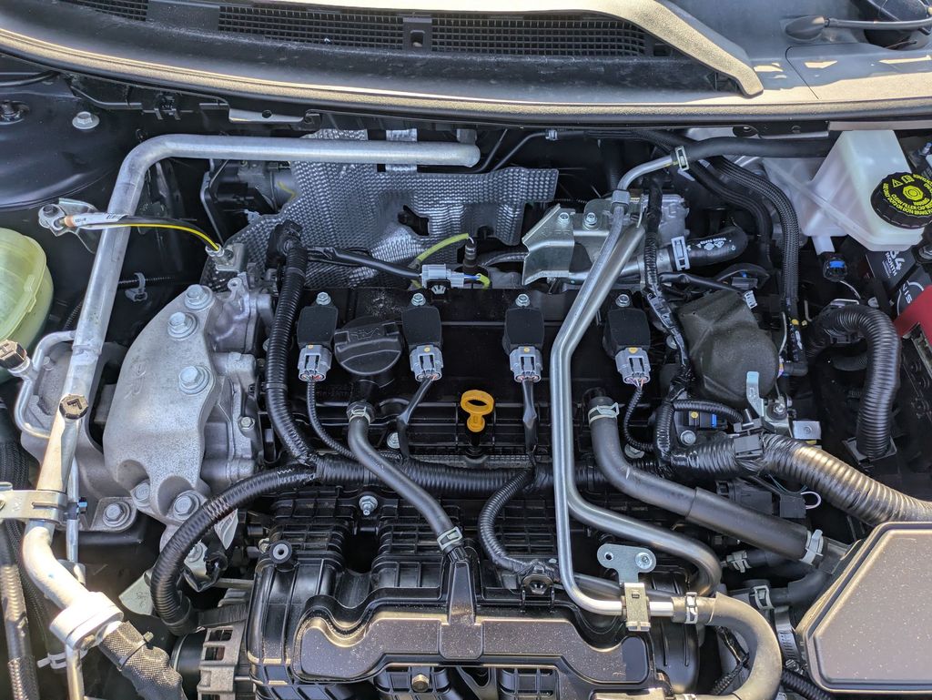 2021 Nissan Rogue SV photo 10