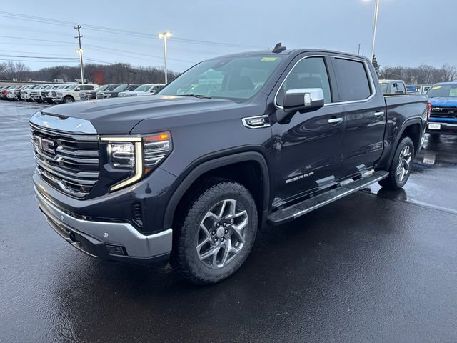 2026 GMC Sierra 1500 SLT's photo