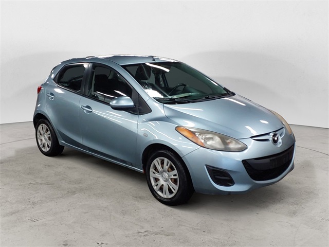 2013 Mazda Mazda2 Sport photo 7