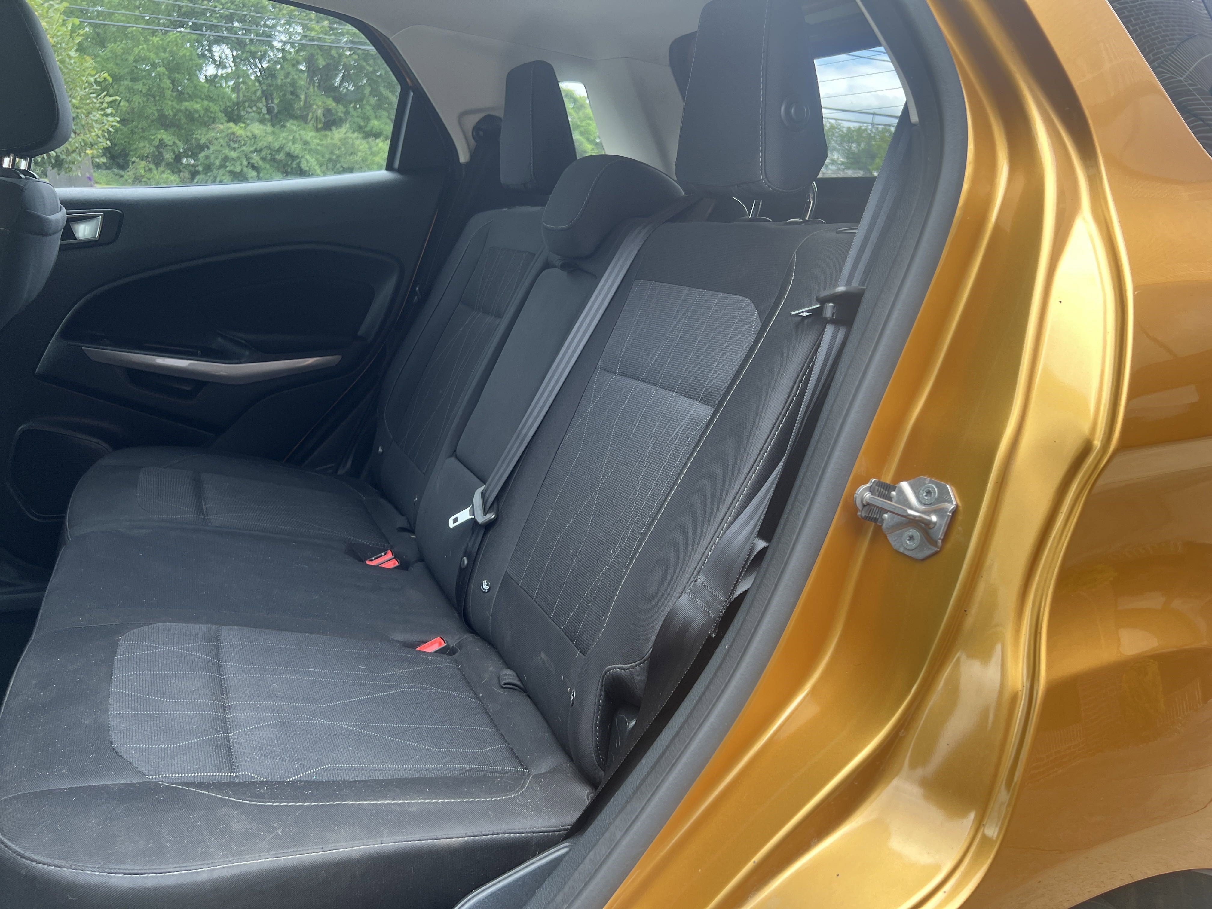 2021 Ford EcoSport SE photo 13