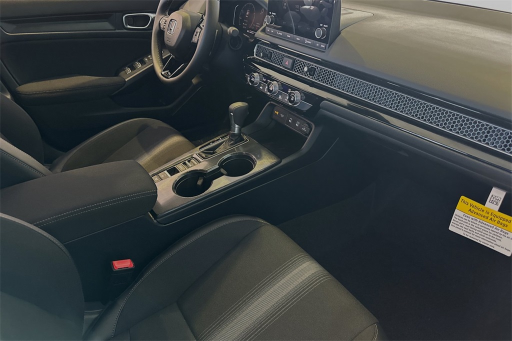 2025 Honda Civic Sport photo 15