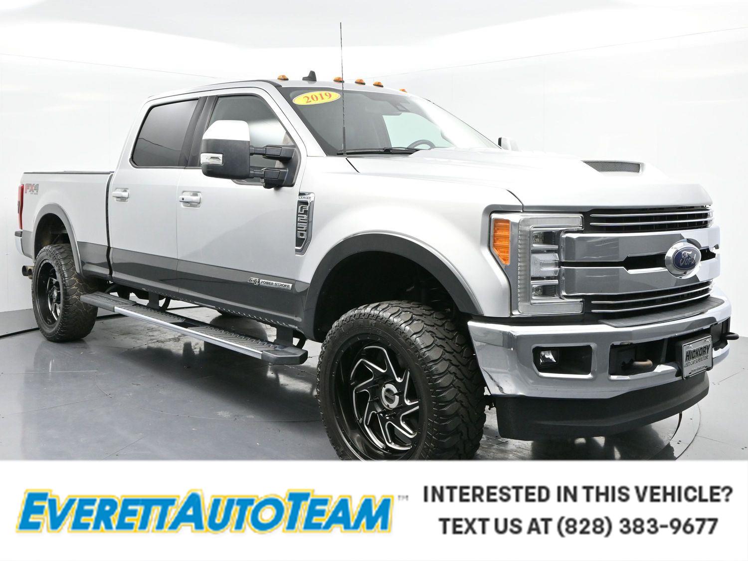 2019 Ford F-250 Super Duty Lariat's photo