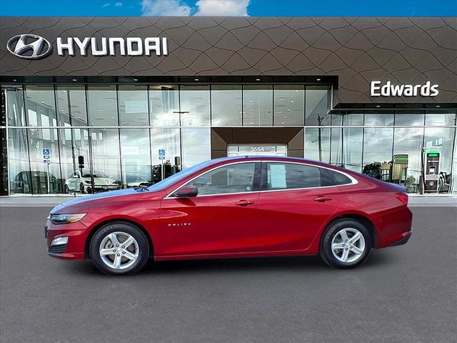 2024 Chevrolet Malibu 1LT photo 2