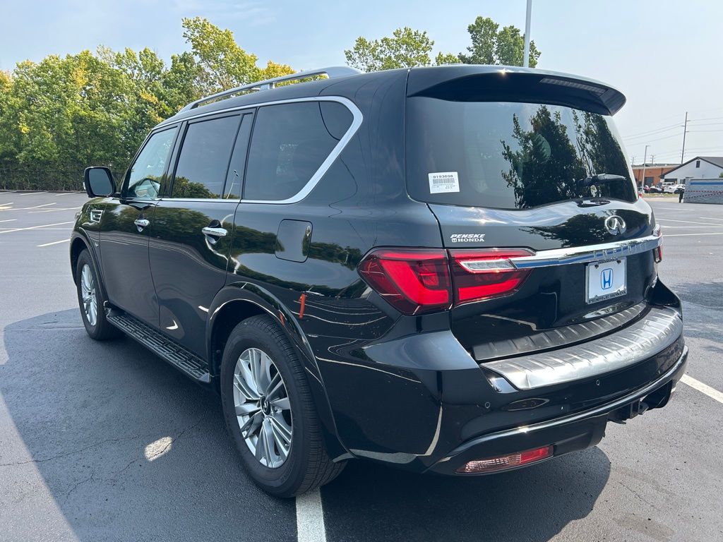 2018 Infiniti QX80 Base photo 3