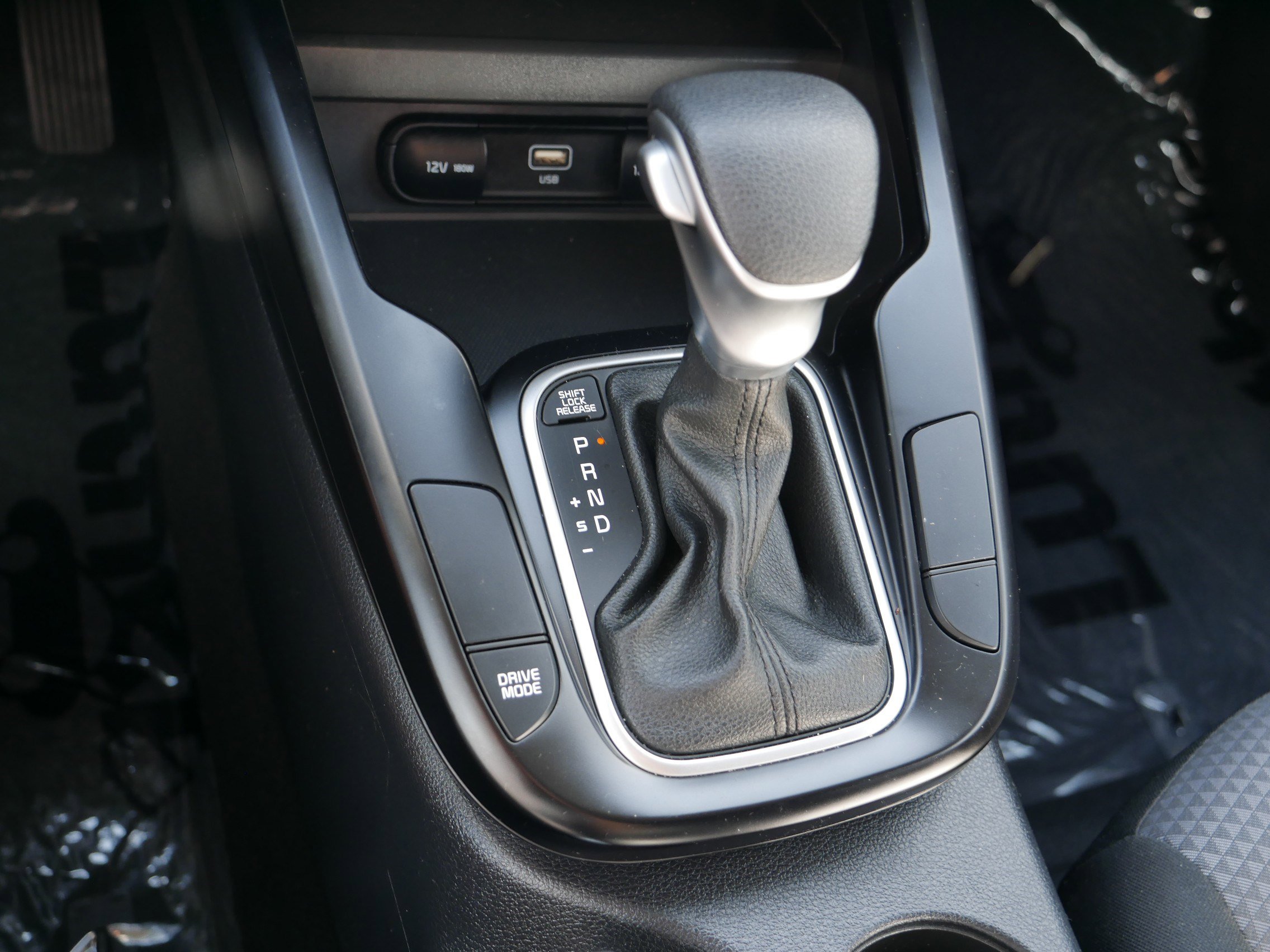 2024 Kia Soul LX S photo 24