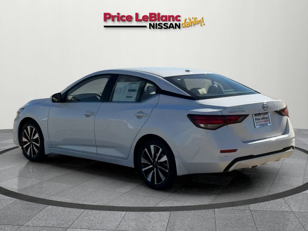 2025 Nissan Sentra SV photo 4