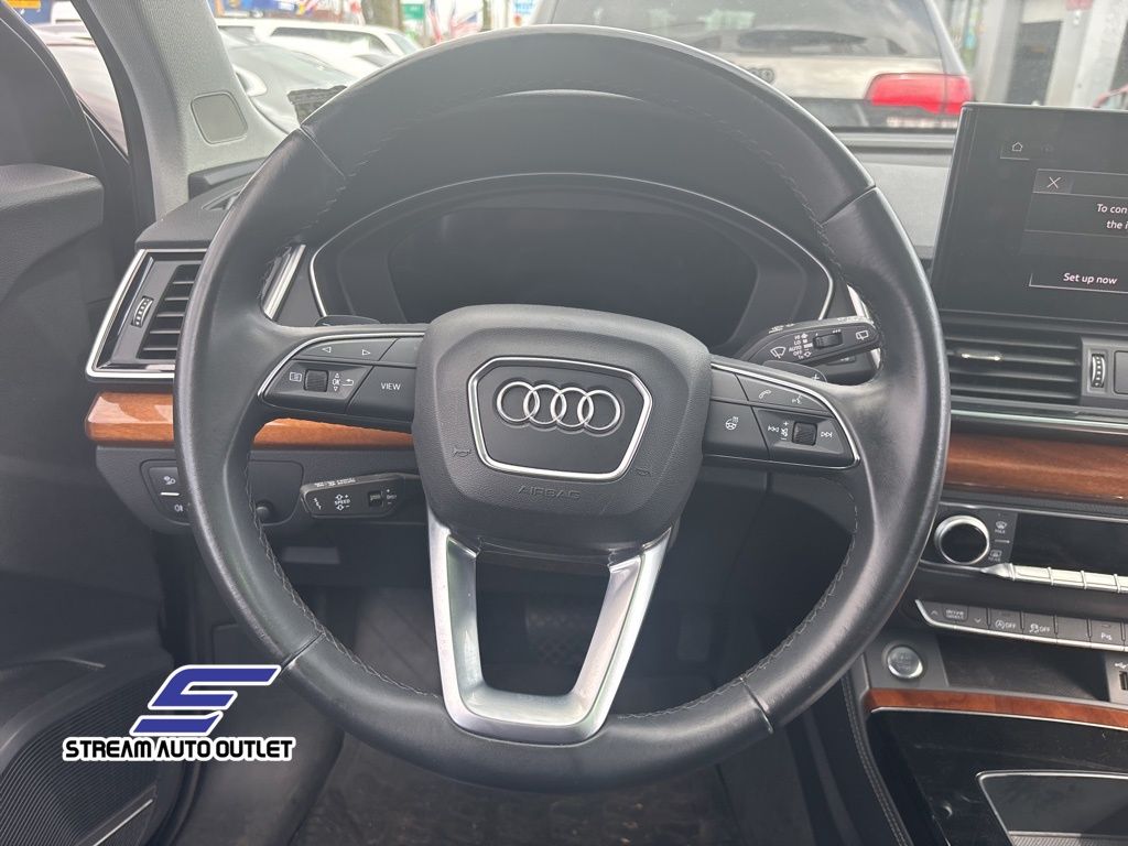 2023 Audi Q5 40 Premium Plus photo 25