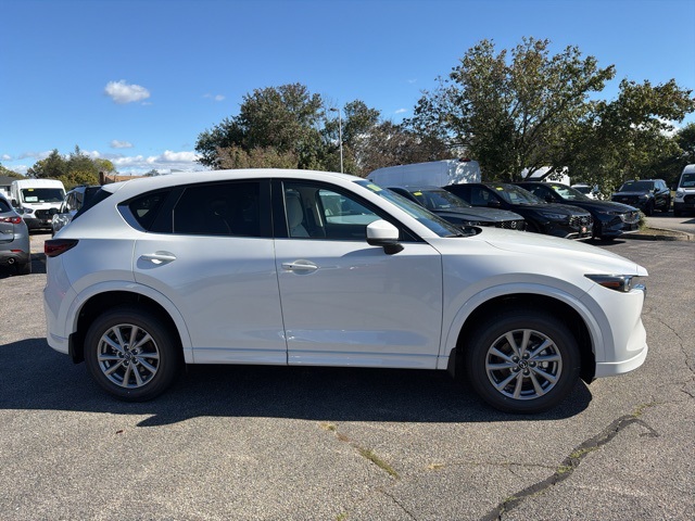 2025 Mazda CX-5 2.5 S Preferred photo 2