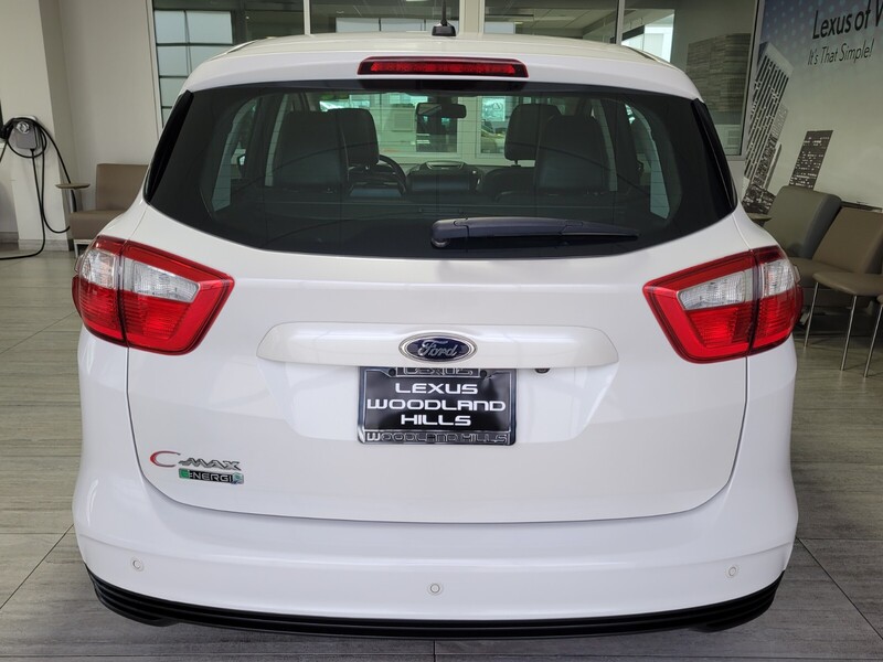 2016 Ford C-Max Energi SEL photo 3