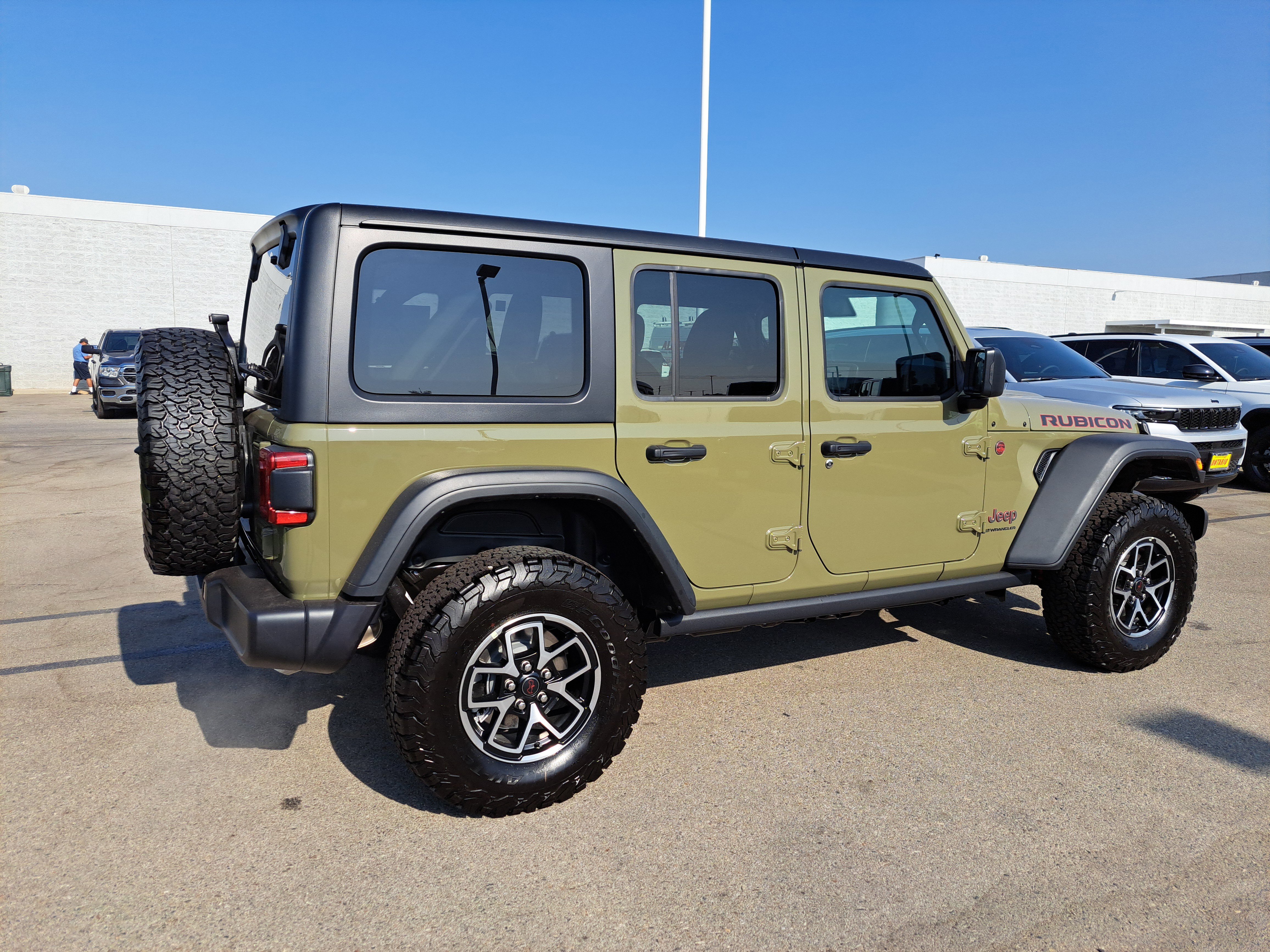 2025 Jeep Wrangler Rubicon photo 3
