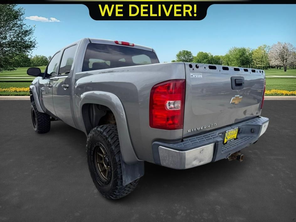 2007 Chevrolet Silverado 1500 LTZ photo 3