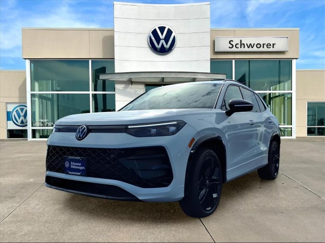 2025 Volkswagen Tiguan SE R-Line Black photo 2