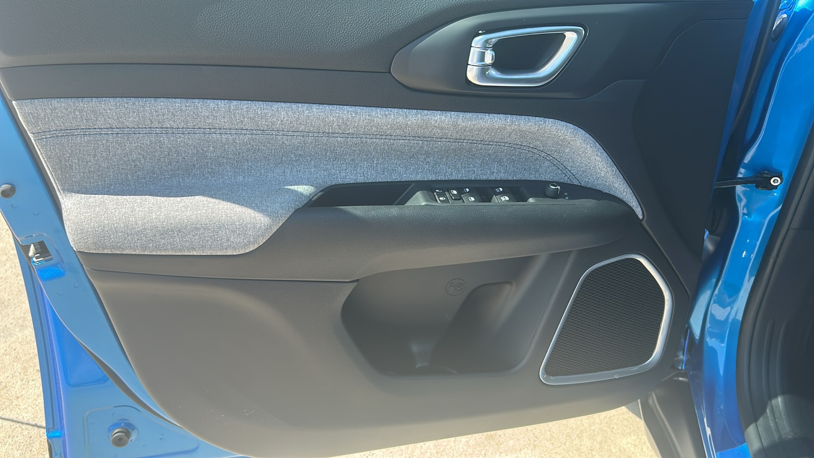 2025 Jeep Compass Latitude photo 12