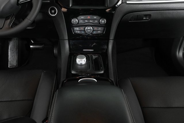 2022 Chrysler 300 S photo 19