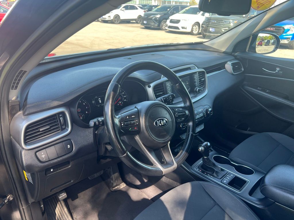 2017 Kia Sorento LX photo 14