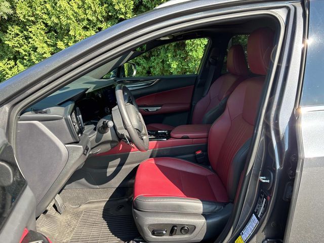 2022 Lexus NX 350h Luxury photo 17