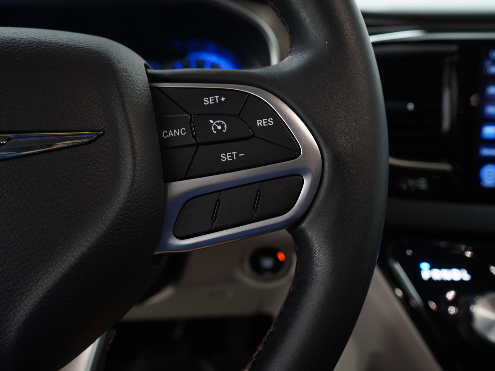 2017 Chrysler Pacifica Touring Plus photo 24