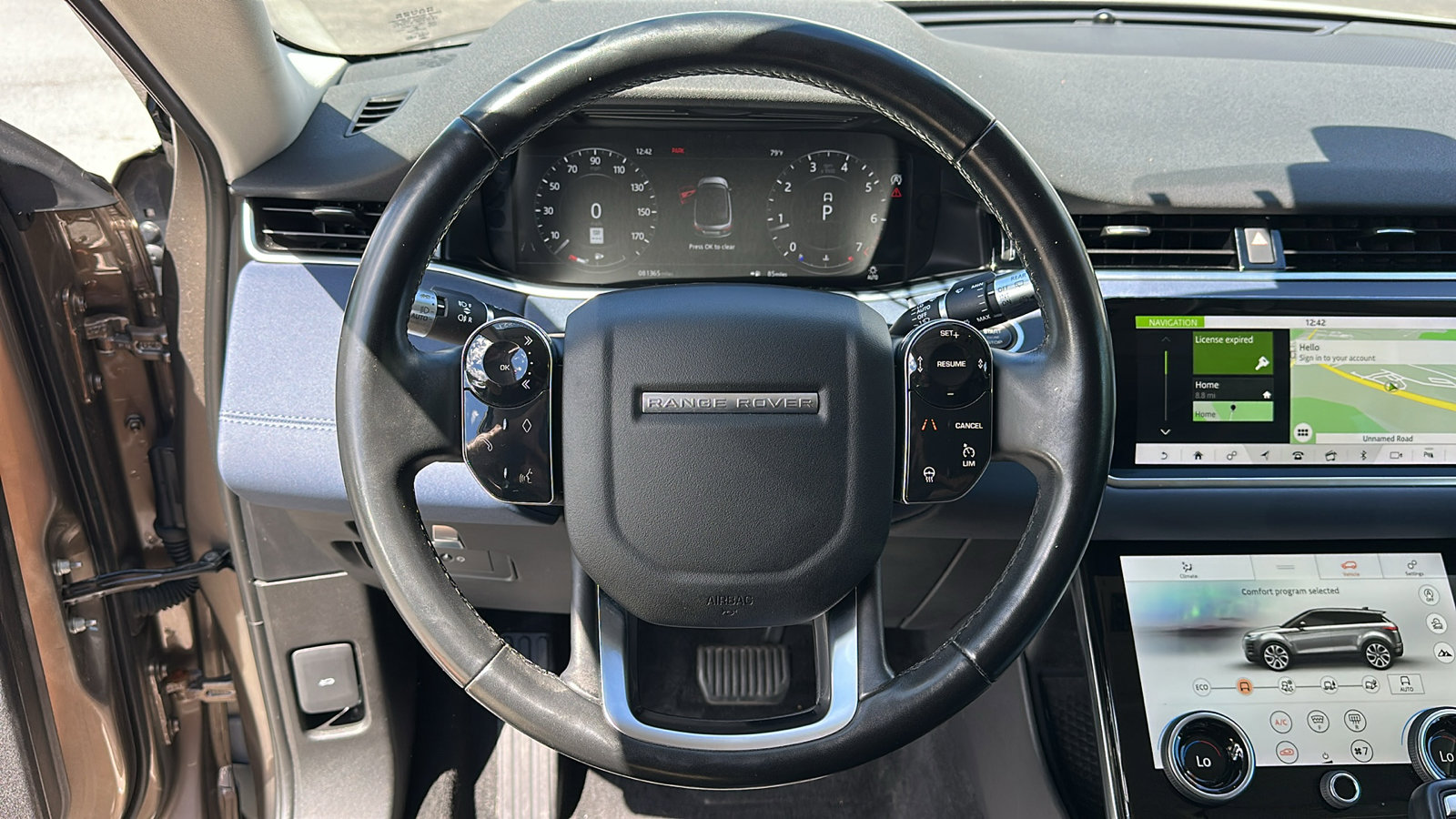 2020 Land Rover Range Rover Evoque SE photo 14