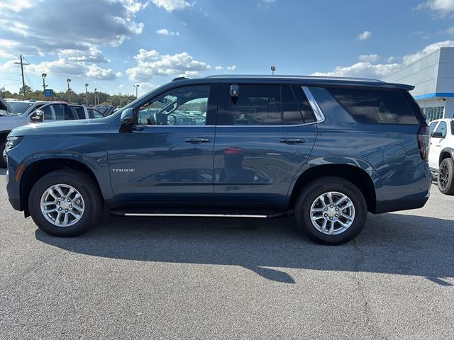 2025 Chevrolet Tahoe LT photo 4