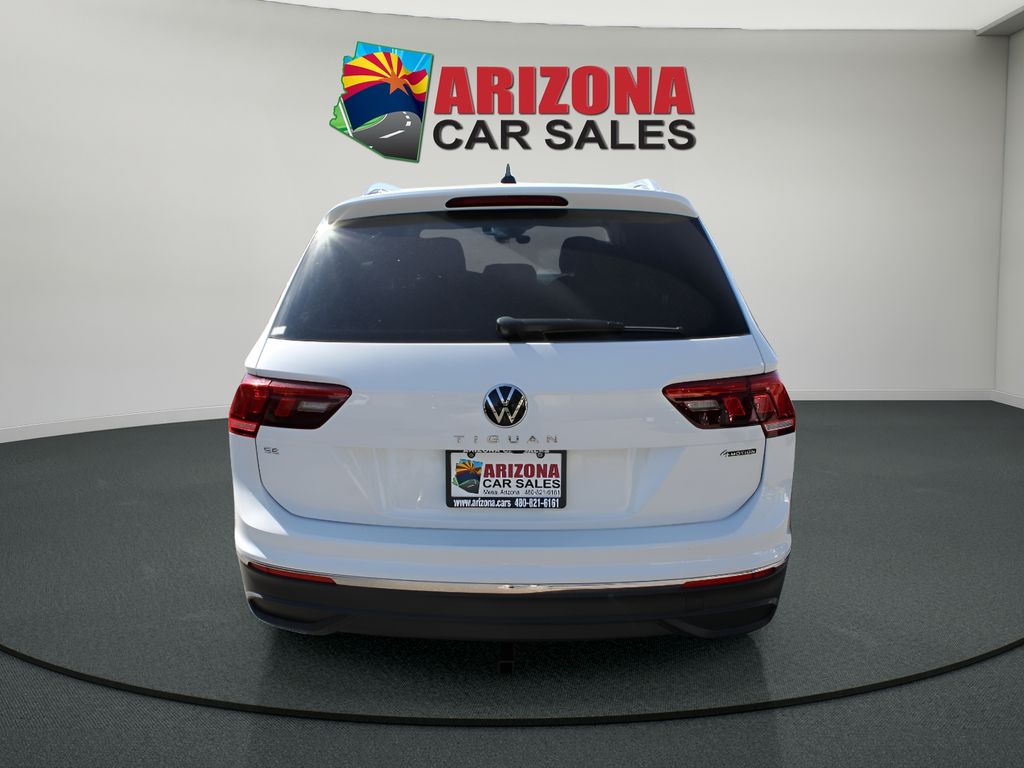 2024 Volkswagen Tiguan SE Wolfsburg Edition photo 2