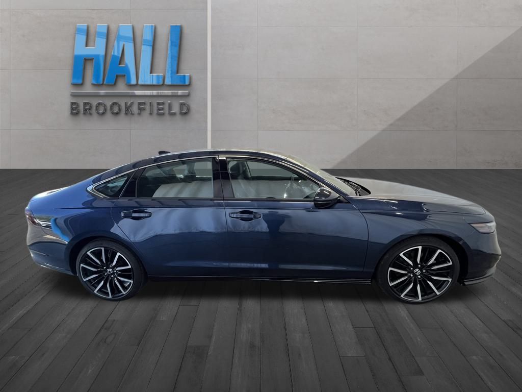 2023 Honda Accord Hybrid Touring photo 6