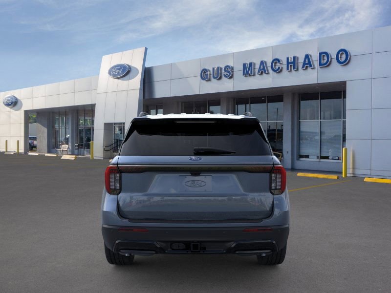 2025 Ford Explorer ST-Line photo 3