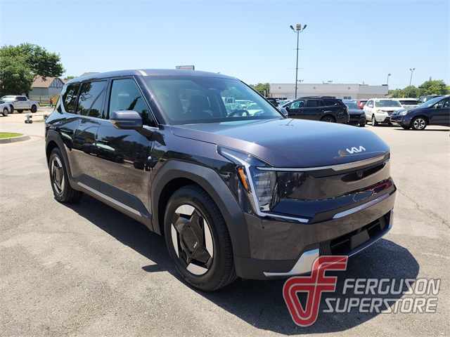 2026 Kia EV9 Light L/R's photo