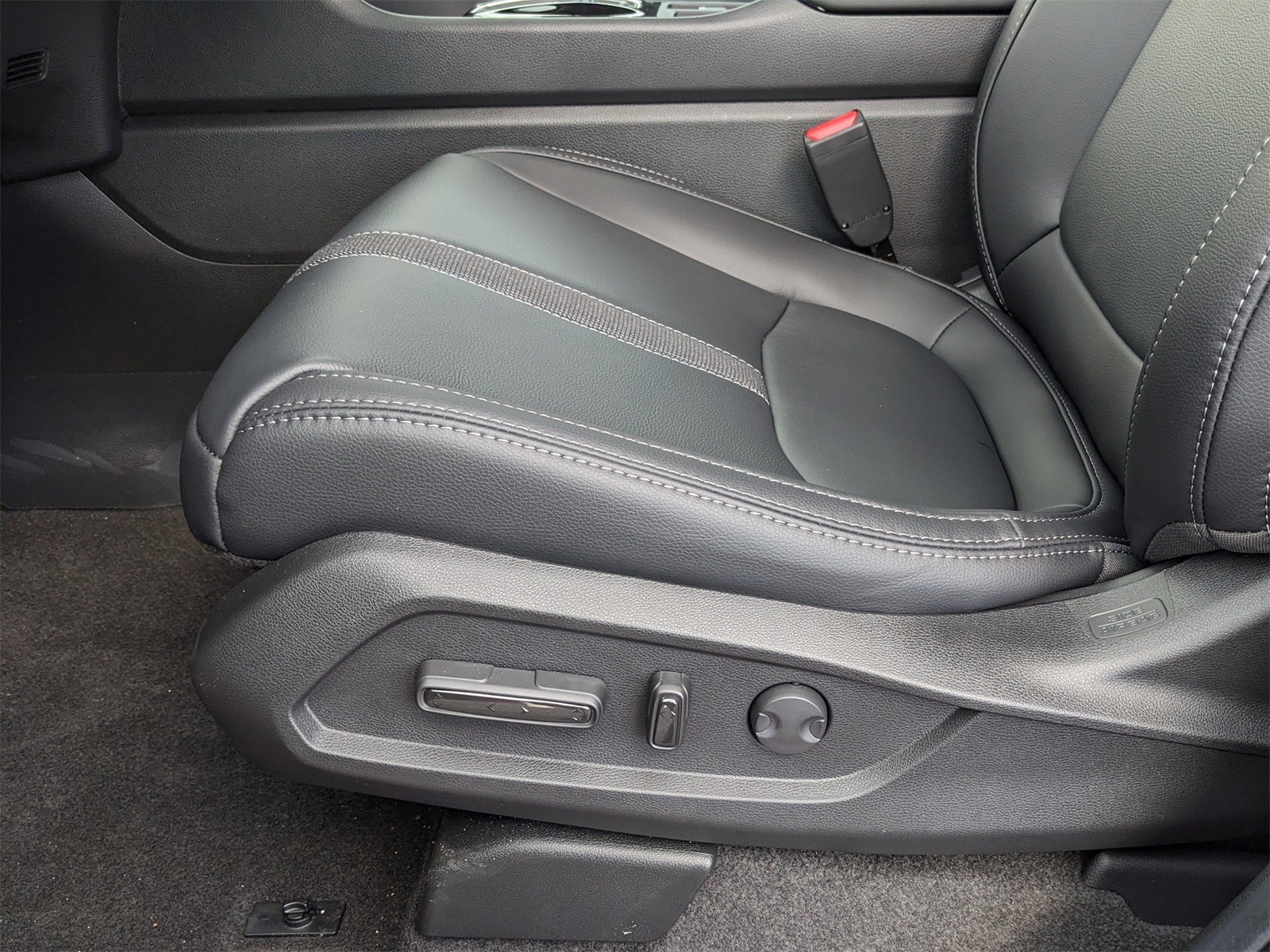 2025 Honda Pilot EX-L photo 19